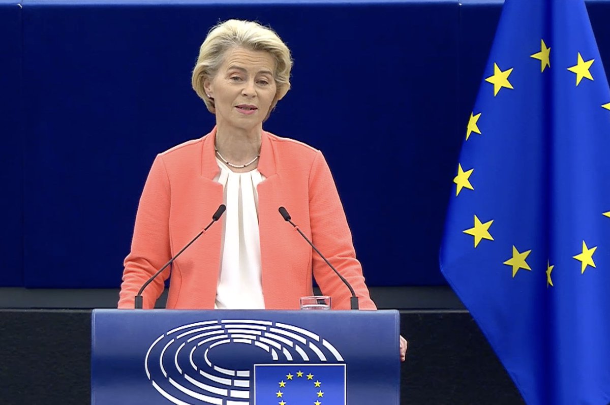 Leider hat mir die Parlamentsverwaltung keine Redezeit zum "State of the Union" eingeräumt. Dabei war meine Rede schon (fast) fertig:

Sehr geehrte Frau vonderLeyen,
unter Ihrer Führung hat Europa sichtlich an Erbärmlichkeit gewonnen. 

Nie war die EU ihren Prinzipien, Idealen