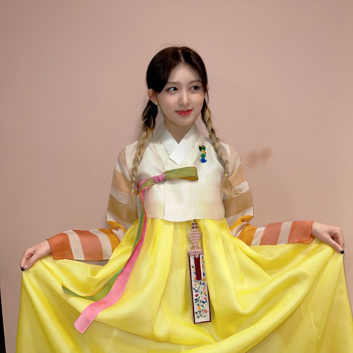 ⠀⠀  
             ╭ ◜◝  ͡  ◜  ͡  ◜◝ ◜  ͡  ◜◝◜  ͡  ◝ ╮
             (     天使 𝚋ꫀa𝕥s ✪ u𝚙da𝕥e    )
             ╰◟◞  ͜  ◟◞  ͜  ◟◞◟◞   ͜  ◟◞  ͜ ◞ ╯
                °. ♡
               .   °
　        __♡
     ⊂⊂ ・）
　     /　 |
     ⊂＿_u