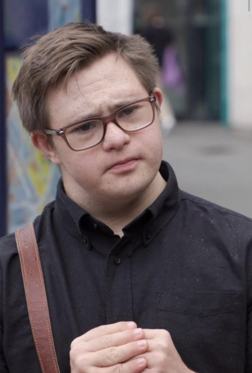 esmewren tweet media