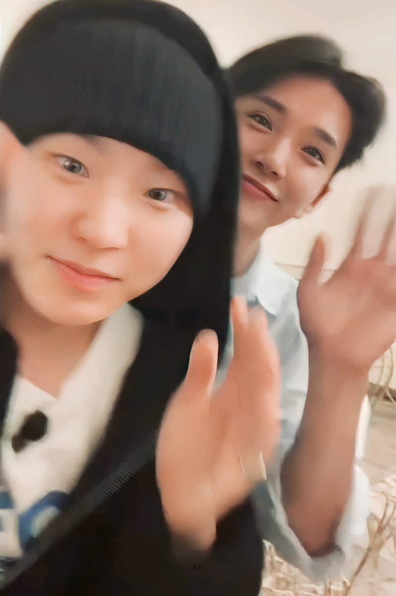 lu_22_carat's tweet photo. HQ pics
230911 SVT Weverse Live 'ㅇ' '요'
#세븐틴 #꽃청춘 #SEVENTEEN #YOF #FML #SUPER #ALWAYS_YOURS #soonsoo #hoshjosh #soonver #seokgyu #hanhao
Weverse: https://t.co/jS3rq0l7LO https://t.co/vgR3yxIbAI