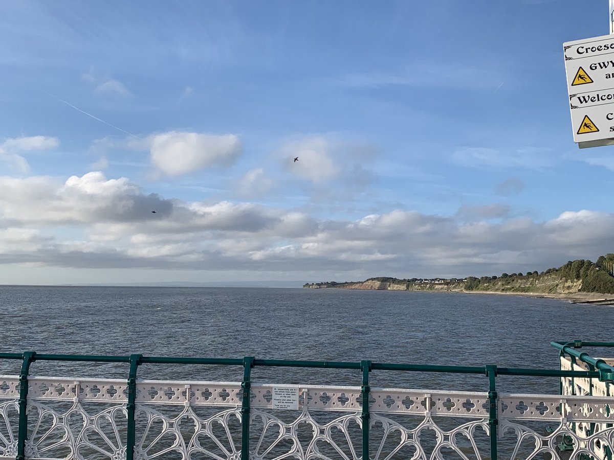 ianmorris84's tweet photo. Perfect day for cycling 🚴☀️👍 #penarthpeir #cycling #autumn https://t.co/UHozFJenEx