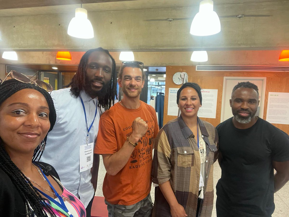 BlaSTNetworkLCR's tweet photo. Great day spent with network members and change advocates, making space to explore solutions to challenges faced by impact makers and value creators who are undeserved. 

#FundingEquitabily #Challenges #Solutions #Collaboration #PeerSupport #BlaSTNetwork #Kindred #GoodFinance https://t.co/jBfqAsrM6N