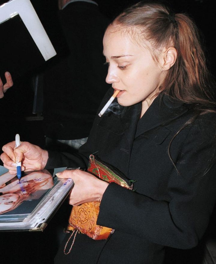 postnuclearjoan's tweet photo. happy fiona apple day to those who celebrate https://t.co/Ex2MLyu7YP