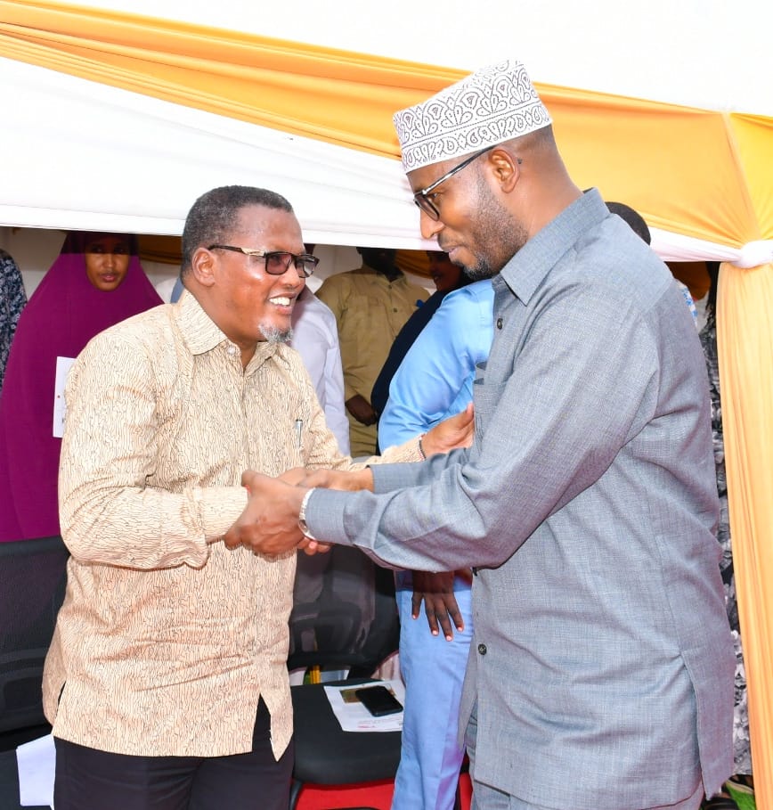 HEAhmedJiir's tweet photo. We're launching the #Wajir Integrated Geographical Information System (GIS). The integration of GIS into our administrative processes is a testament to our dedication to modernize &amp; streamline our operations using the latest technology to benefit our citizens. #AworkingWajir https://t.co/U7xmUxf76Q