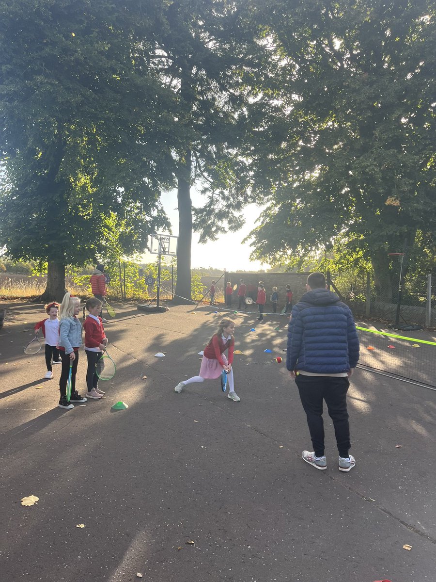ActiveSchAngus's tweet photo. Last Day of P1-4 Tennis @Liff with Anton & Lucas Thank You Both π#ReturningPupils from @MonifiethHWB @MonihighPE @tennisscotland #SportForSkills #ChangingLivesThroughSport @sportscotland πΎ πΎπΎπΎπΎ@SchoolAngus @AngusCouncil #ActiveMonifieth https://t.co/YGWuxvTNXU
