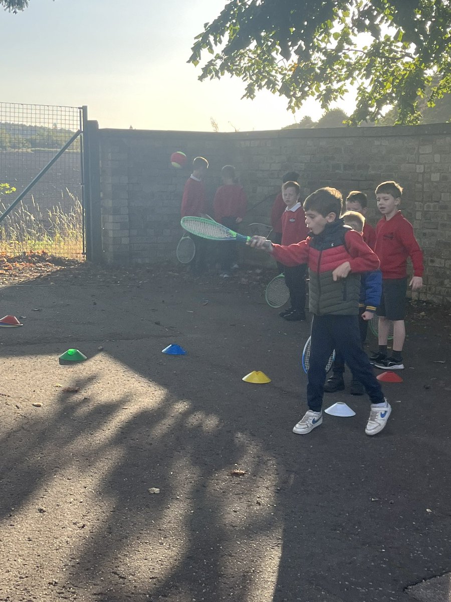 ActiveSchAngus's tweet photo. Last Day of P1-4 Tennis @Liff with Anton & Lucas Thank You Both π#ReturningPupils from @MonifiethHWB @MonihighPE @tennisscotland #SportForSkills #ChangingLivesThroughSport @sportscotland πΎ πΎπΎπΎπΎ@SchoolAngus @AngusCouncil #ActiveMonifieth https://t.co/YGWuxvTNXU