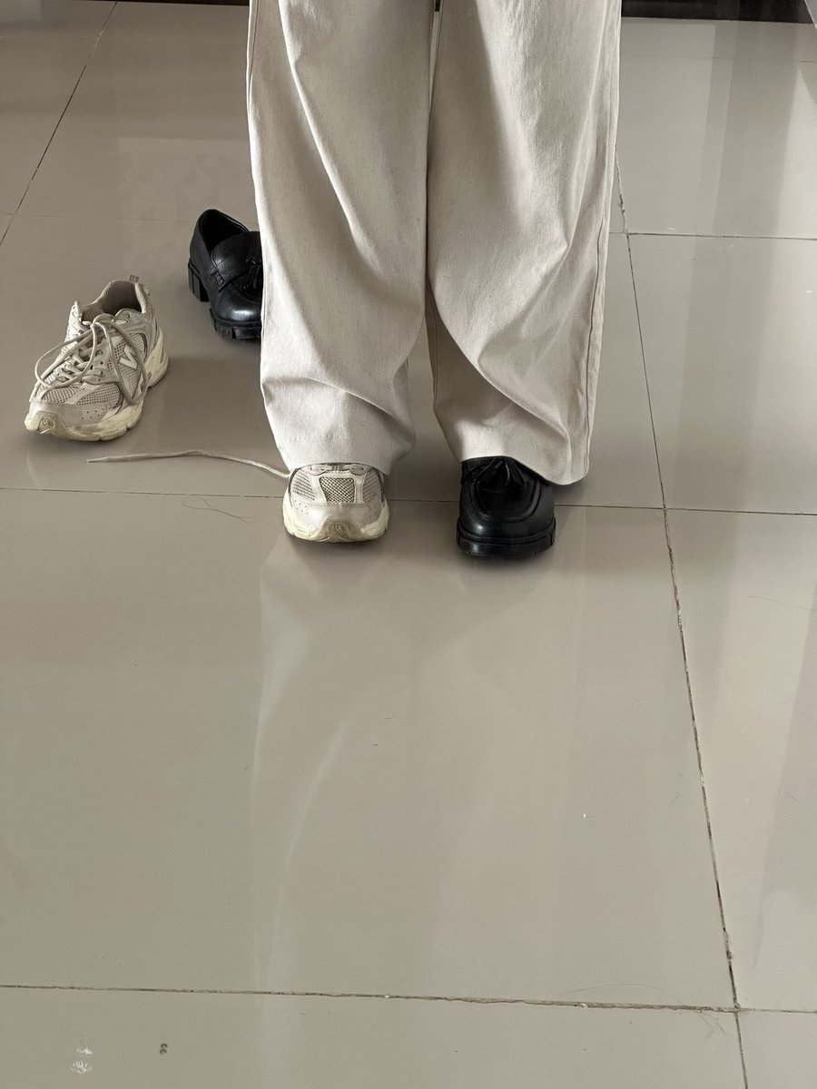Oluwaseeto_'s tweet photo. 💧 https://t.co/axmNuB2lxM