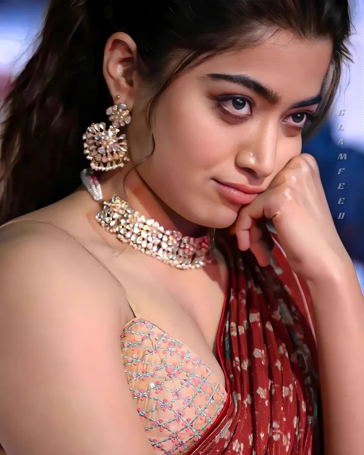 F54FJTFbMAAFYay?format=webp&name=900x900