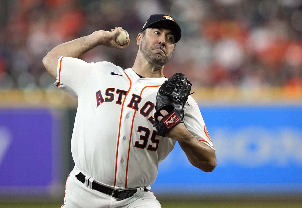 BallgameBets's tweet photo. 🧹🧹🧹🧹

4-0 SWEEP 

Dylan Cease OVER 7.0 Ks ✅
Justin Verlander OVER 6.5 Ks ✅
Joe Ryan OVER 6.5 Ks ✅
Cal Quantrill UNDER 4.0 Ks ✅

I’ll add on another $25 to someone who likes and retweets this!

Congrats to @alex_garcia68 who won the original giveaway! DM me! https://t.co/DhKMeCtzEl