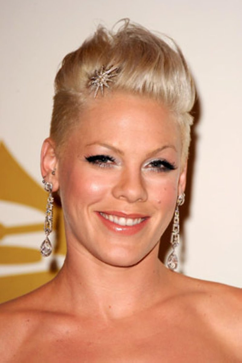 aussiepaul2009's tweet photo. @Pink 
Happy 44th last Friday. https://t.co/GgChEHkbku