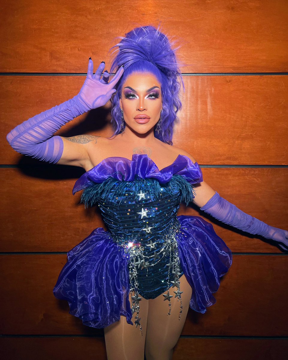 arielversace's tweet photo. 💜💜💜 https://t.co/69kt9wlJpW