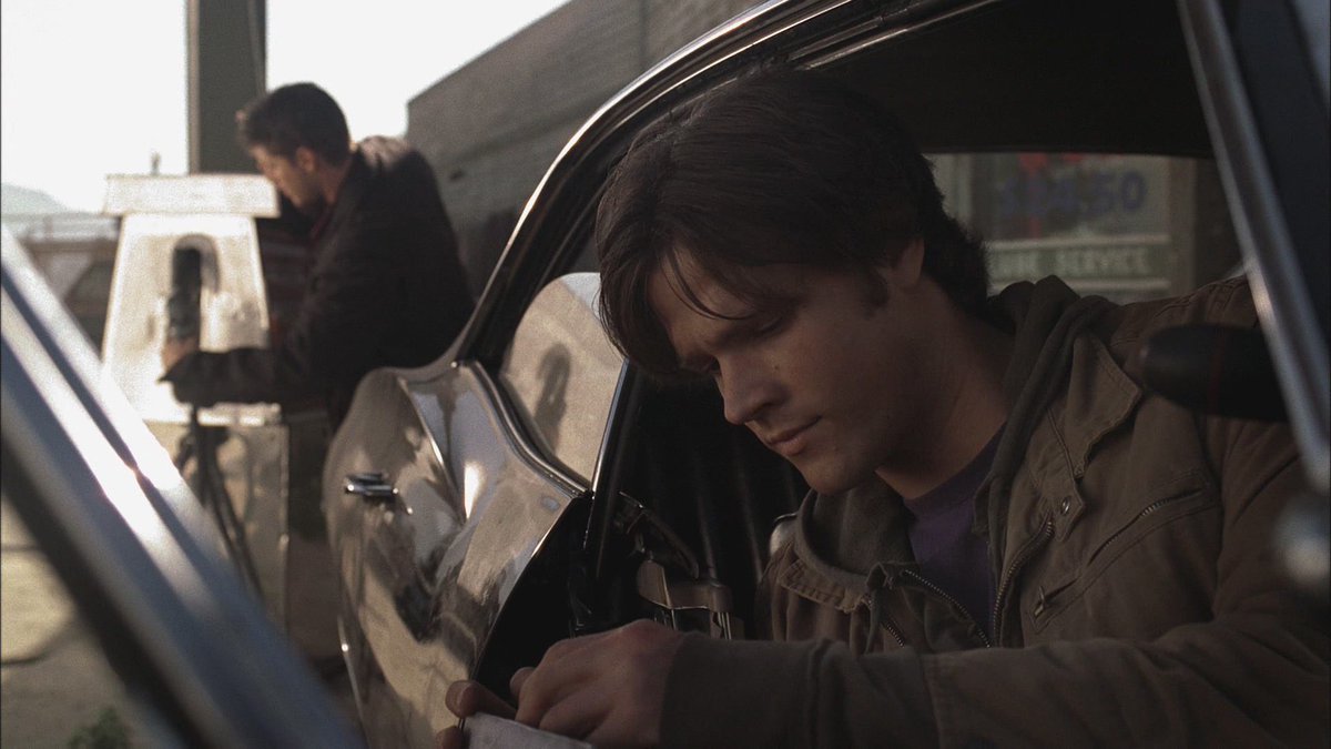 line 𖤐 tweet media