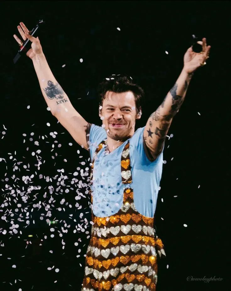 irHarryStyles's tweet photo. https://t.co/xcMXWgoDfn