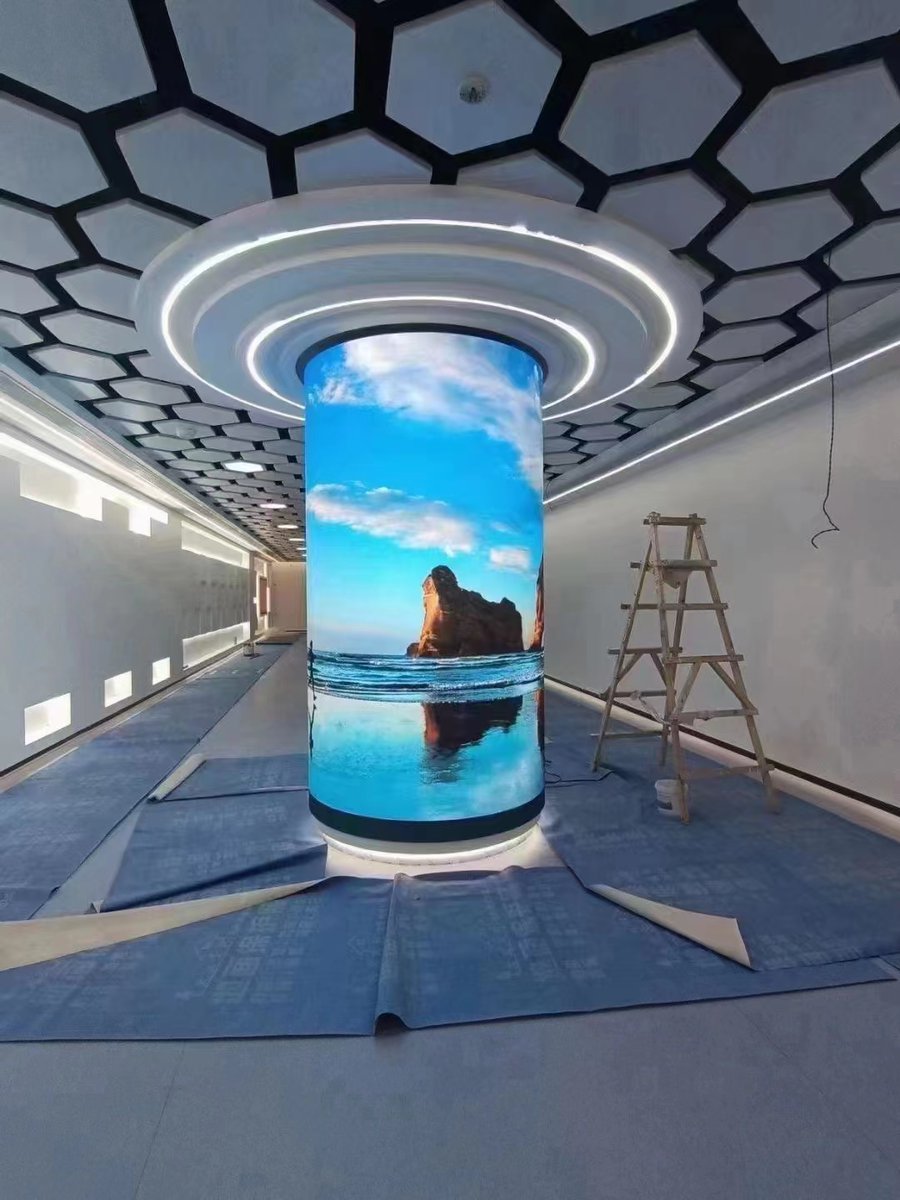 TracyHu16's tweet image. We can do what you want and what you need.
Just tell me your ideas, then we make it.
#flexibleledmodule #curved #soft #ledvideowall #customizeddesign #led #leddisplsyscreen #ledvideowall email: tracy@szscree.com, whatsapp: +86 13425244569/86 18316843344