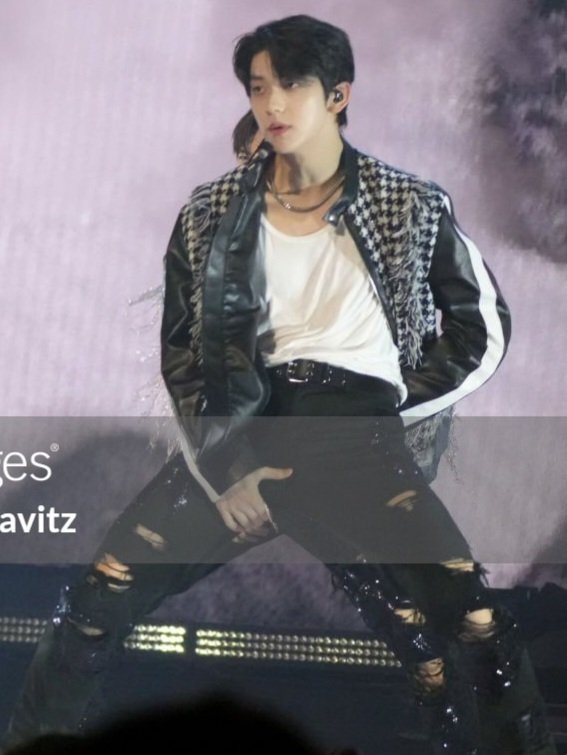 archivesoobin's tweet photo. DAMN https://t.co/4qQxuog0s7