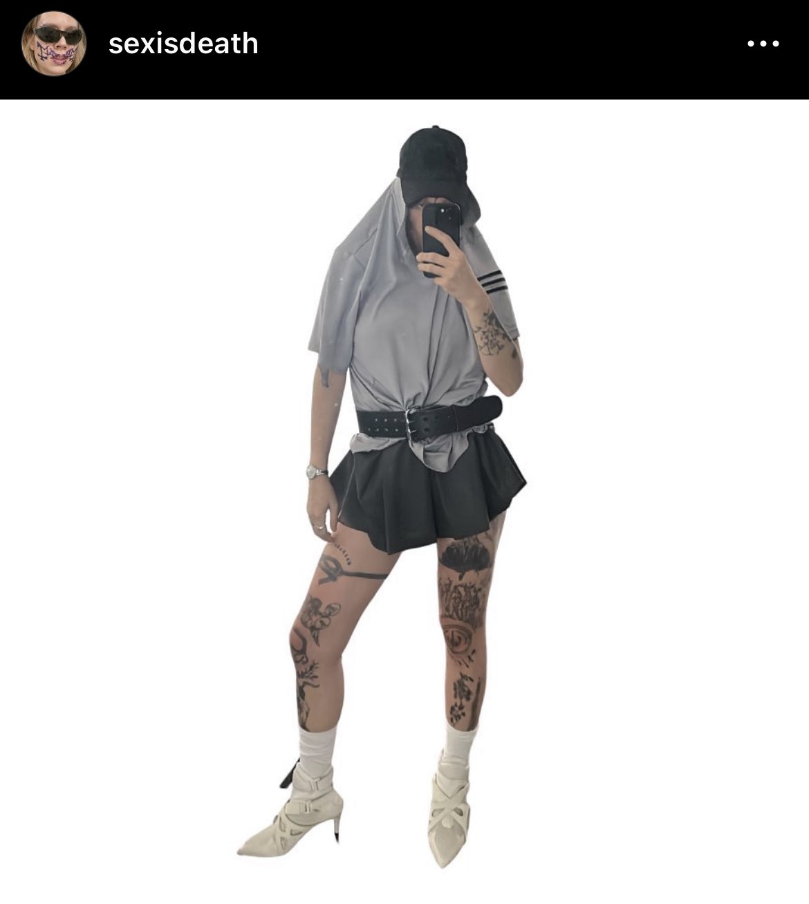 ₭ma🧣 on X: This is @sexisdeath s leg t.coa5O4NvsWki X