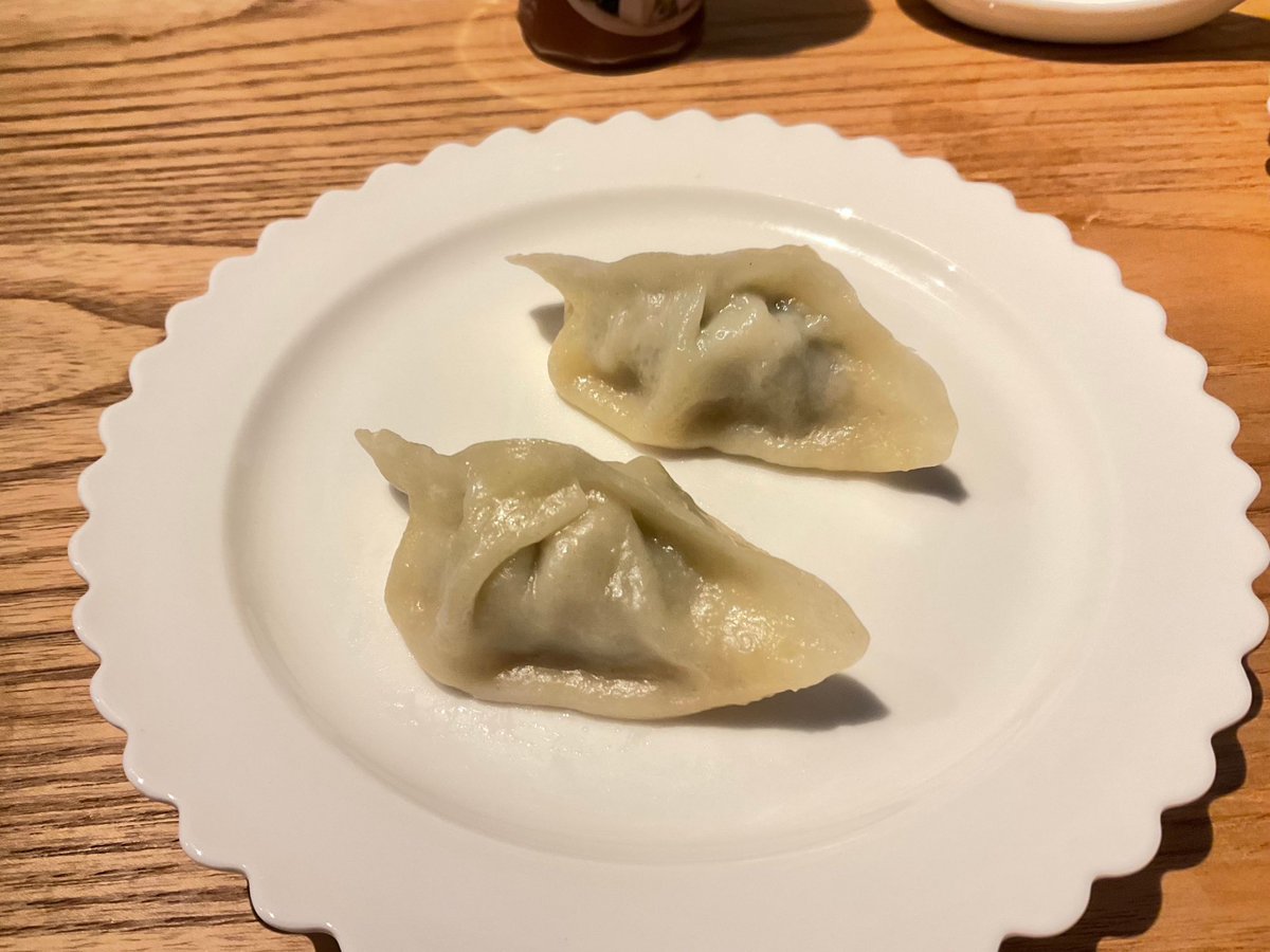 April1265946767's tweet photo. 皮から手作り餃子です
#餃子#皮から手作り
#横浜 https://t.co/Dv4cOVVrgf