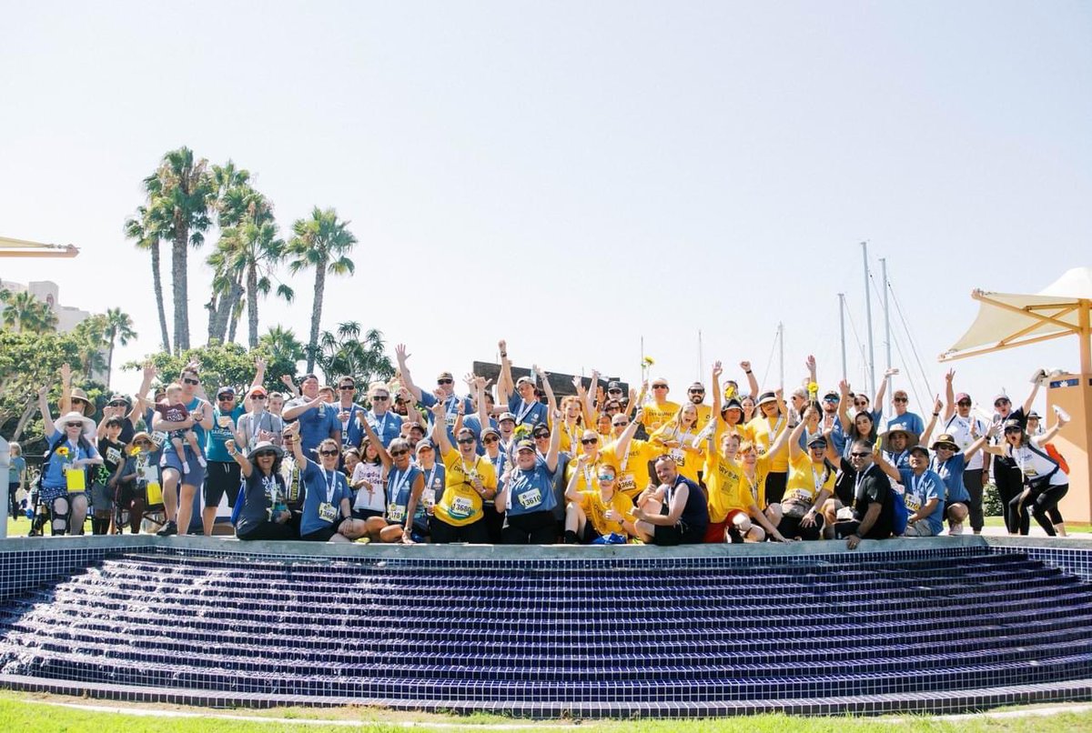 Team @DryBones373 showed up in full force with almost 100 members on the team! #racetocure #ucsd #navalmedicalcentersandiego #sarcomasucks