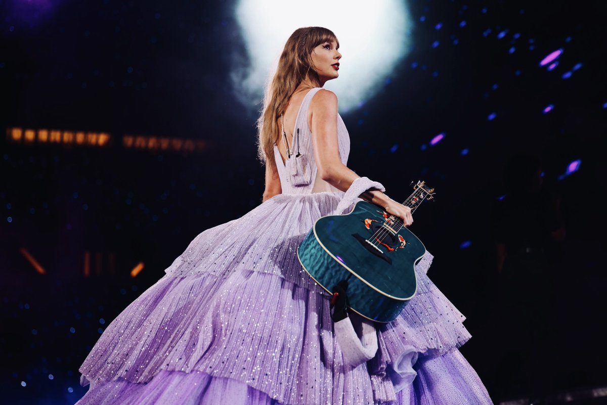 Taylor Crave tweet media