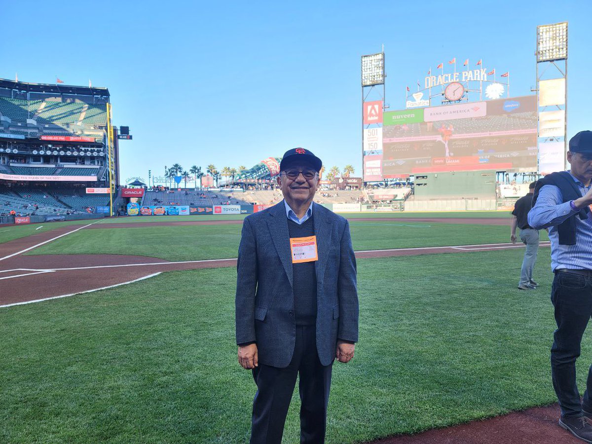 ConsulmexSFO's tweet image. Noche de la Herencia Mexicana en #OraclePark @SFGiants @ConsulmexSFO🇲🇽 orgullosos de nuestra hermosa nación