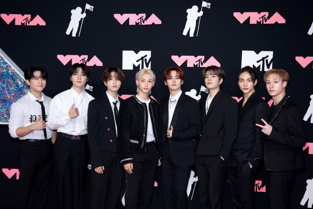 Oddinary_FREEZE's tweet photo. Facts
STRAY KIDS SHINE ON VMAS
#S_CLASS_VMAPERFORMANCE
#StrayKidsAtVMAs #VMAs
@Stray_Kids https://t.co/FORegwwh1m