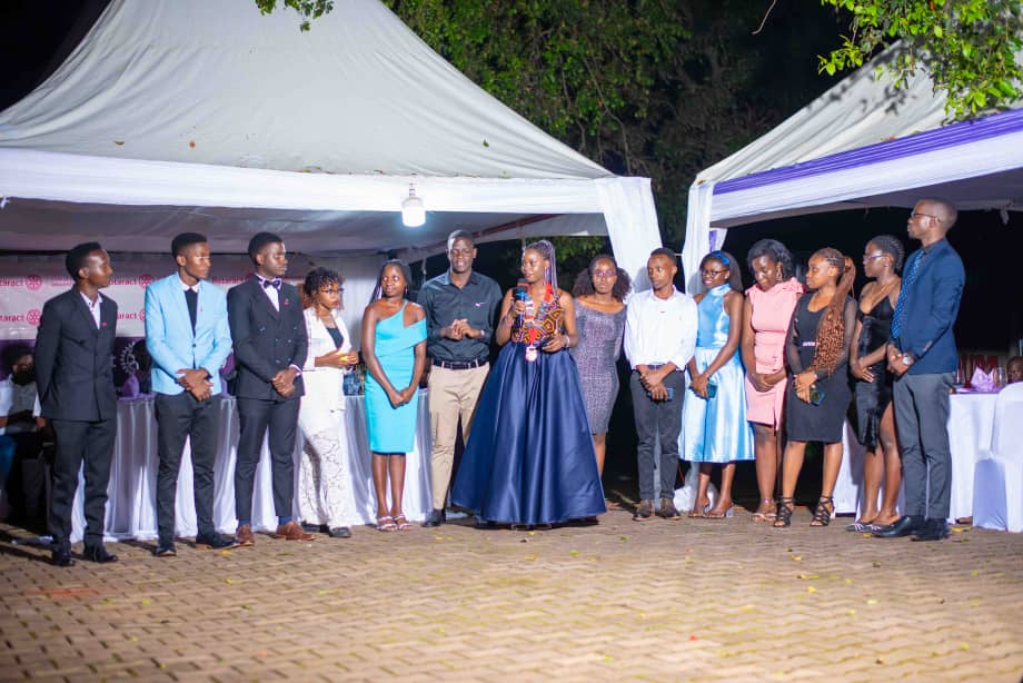 Rotaract_TV's tweet image. What Do you know about The #RotaractClubOfMakerereUniversity?

@Rotaract_MUK  fellowships Every Wednesday from 6:00pm to 7:00pm at Guilds Cateen , Makerere University .Feel Free to Join them every Wednesday. 
#CreatingHopeInTheWorld .