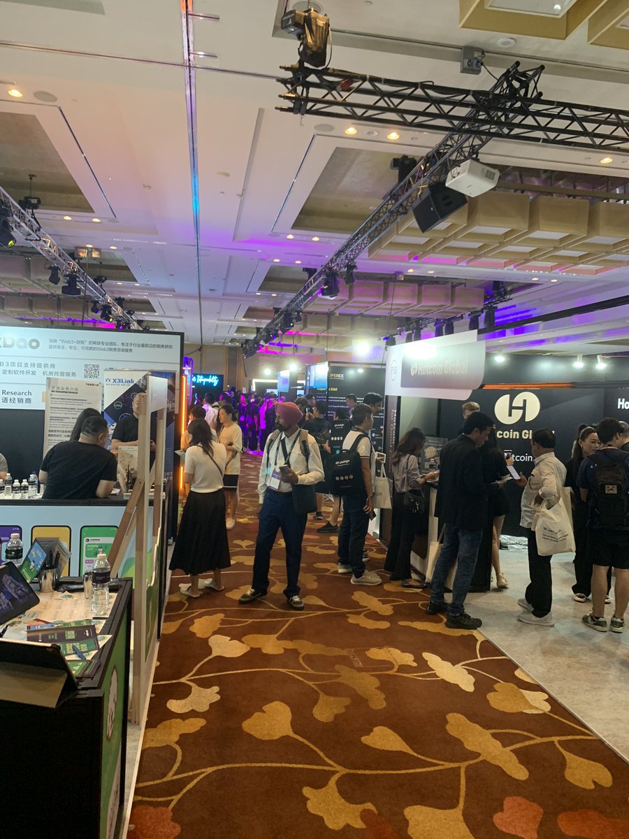 Blockin_ai's tweet photo. Meet us at Booth M-129 4th/F #Token2049Singapore  AI Data|VCC
Join us in this new era https://t.co/4LhENKPCuY