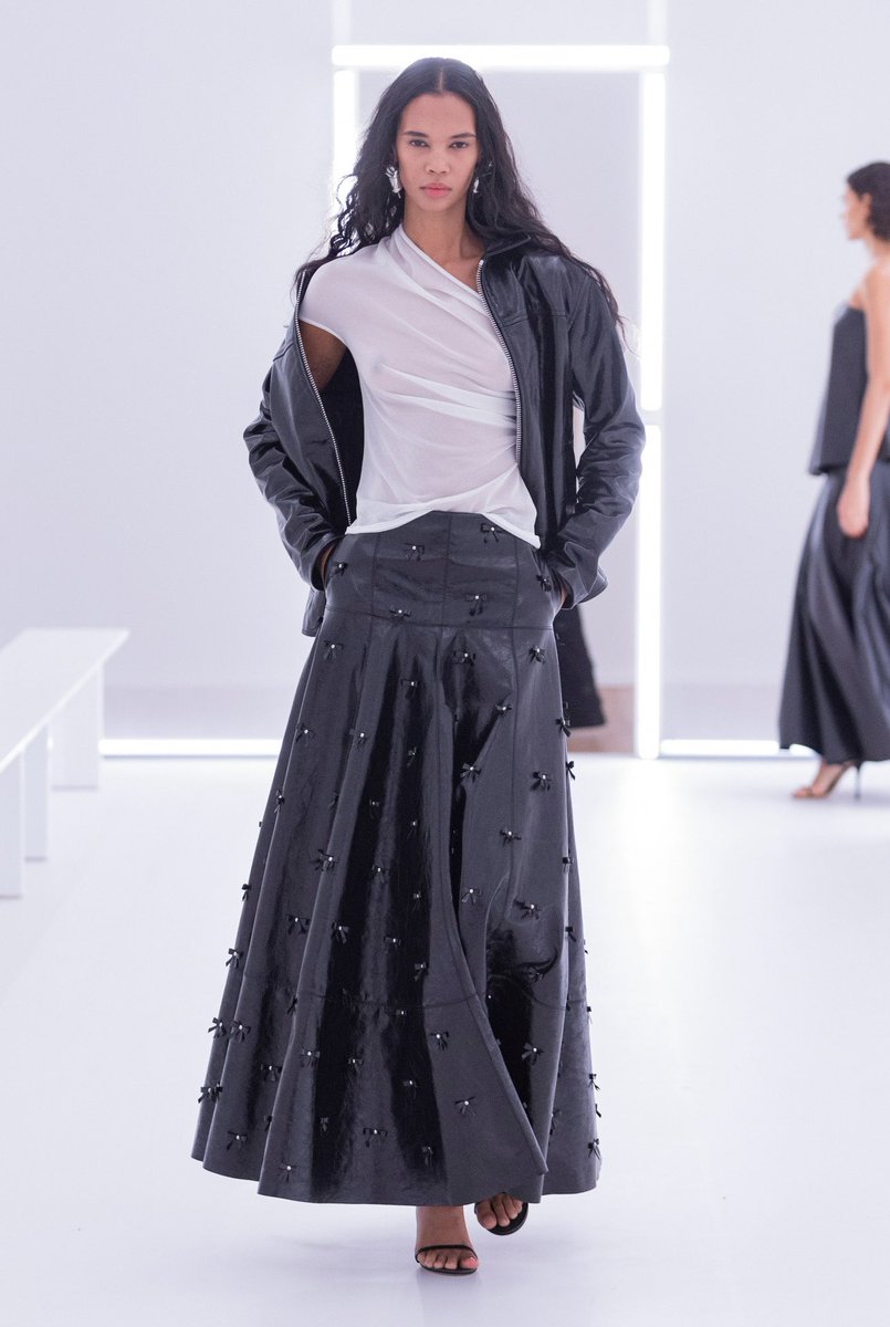 highendfashn's tweet photo. Brandon Maxwell Spring 2024 RTW #NYFW https://t.co/353eTMrAwa