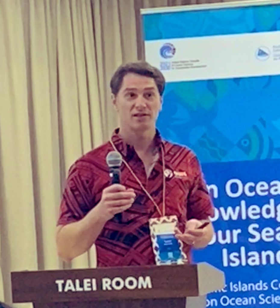 mollypowerstora's tweet photo. #HappeningNow
“We’ve developed this as an open-source flood model so it’s free for anyone to play with & further develop.”
@niwa_nz researcher Cyprien Bosserelle demos models developed to analyse a variety of #Pacific hazards
#OceanofKnowledge https://t.co/P8HisoyZFq