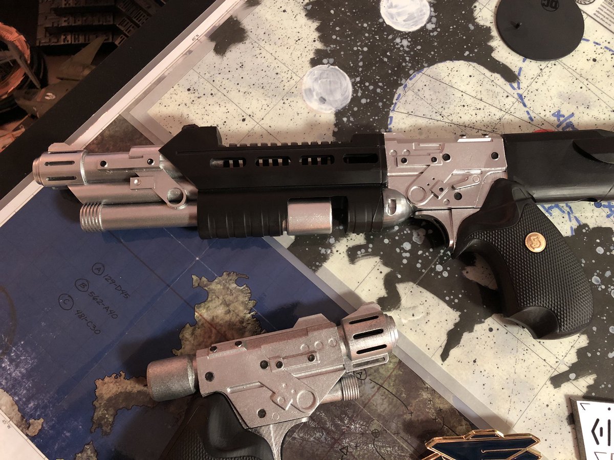 GeekToyLove's tweet photo. Found some time to finish up this #Babylon5 PPG a rifle 

#2023Projects #GeekDen https://t.co/PMi0OwaJ8V