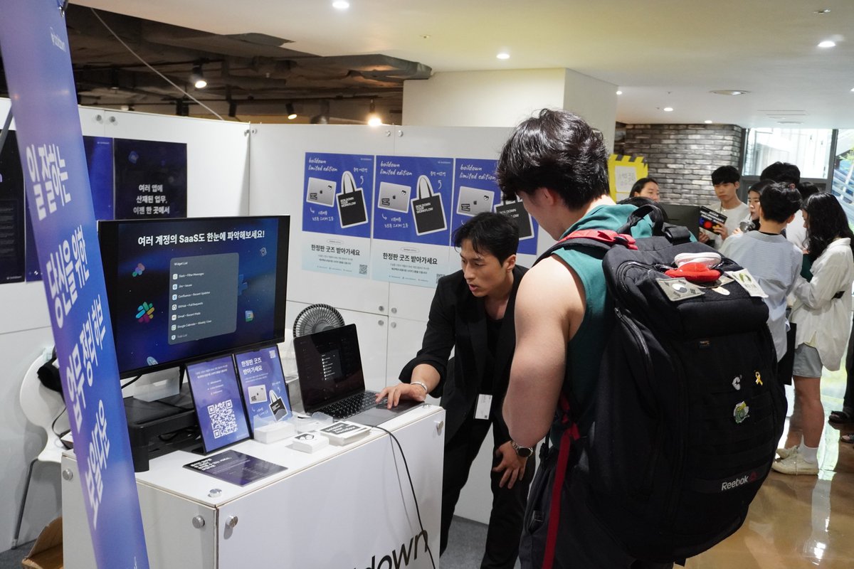 BoildownHQ's tweet photo. We had our first offline booth event in Seoul, South Korea to meet potential customers. (150 people have signed up to try Boildown!)

"This is insane"
"It's the only service I look back on today and actually want to use"

These are some of the reactions that stuck with me ☺️ https://t.co/IUxpHAQLXs