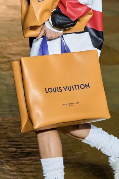highendfashn's tweet photo. Louis Vuitton s/s 2024 menswear
Creative Director Pharrell Williams https://t.co/wi1FlTmjMb