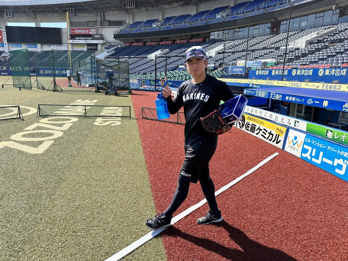 RT @chibalotte_pr: 「眩しいー！」と言いながら、グラウンドに姿を現