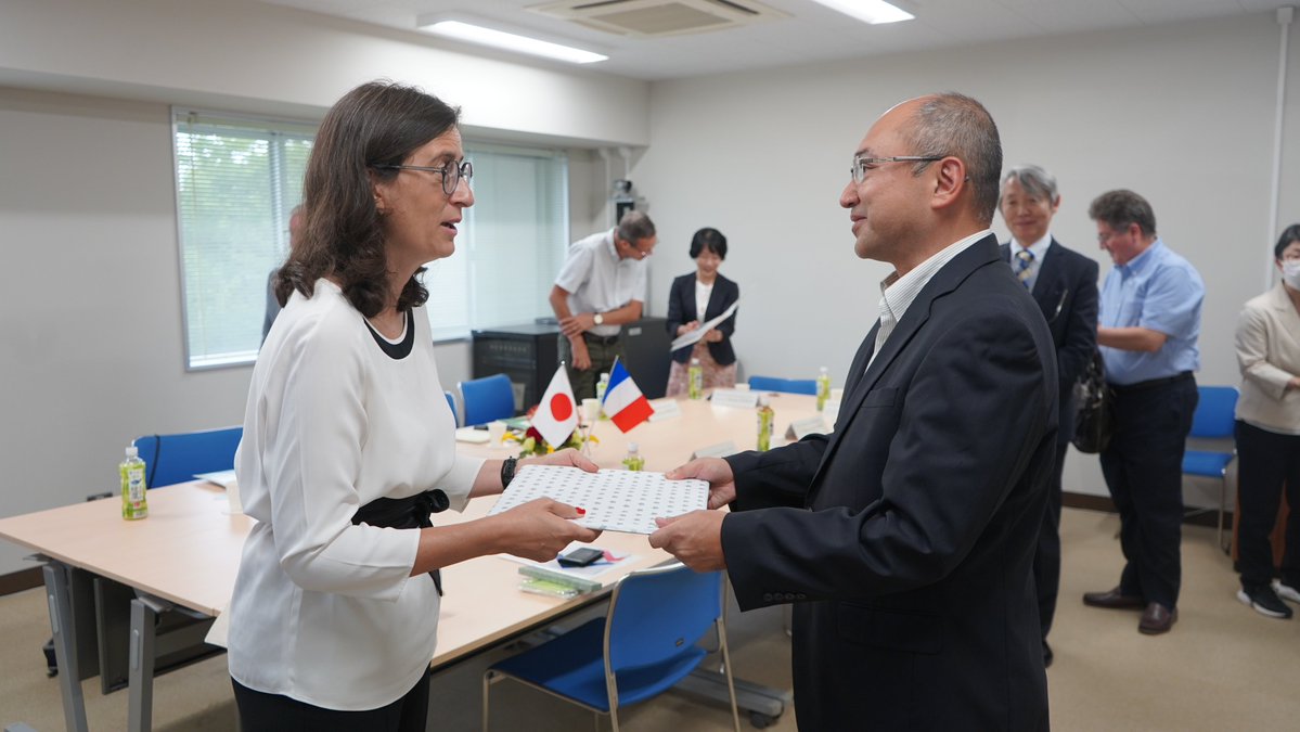 ShinshuUni's tweet photo. Yesterday, we welcomed @niltoulouse and her delegation of @univ_lille to #ShinshuUni. It was a first face-to-face meeting in years on #mastumoto campus. Warmest thanks for your visit to discuss our future #collaboration #perspective for further #partnership! 🇫🇷 @MODO_lab https://t.co/VfeYA6SFa5