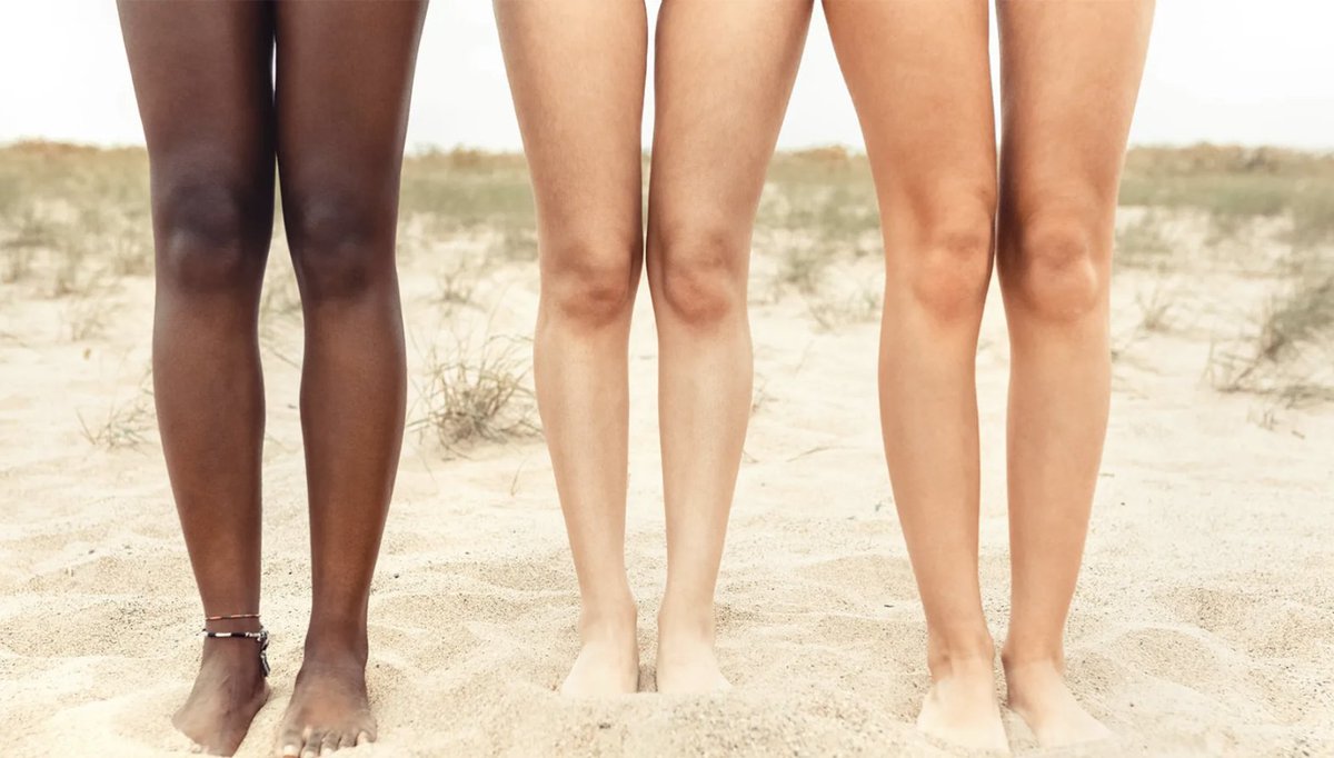 Wrinkly knees? 🦵As we age, our skin experiences a loss of collagen and elastin...
Board-certified dermatologist Cynthia Bailey, M.D., founder of Dr. Bailey Skin Care weighs in with <a href="/mindbodygreen/">mindbodygreen</a> mindbodygreen.com/articles/why-a…
 #skincare #dermatology #collagen