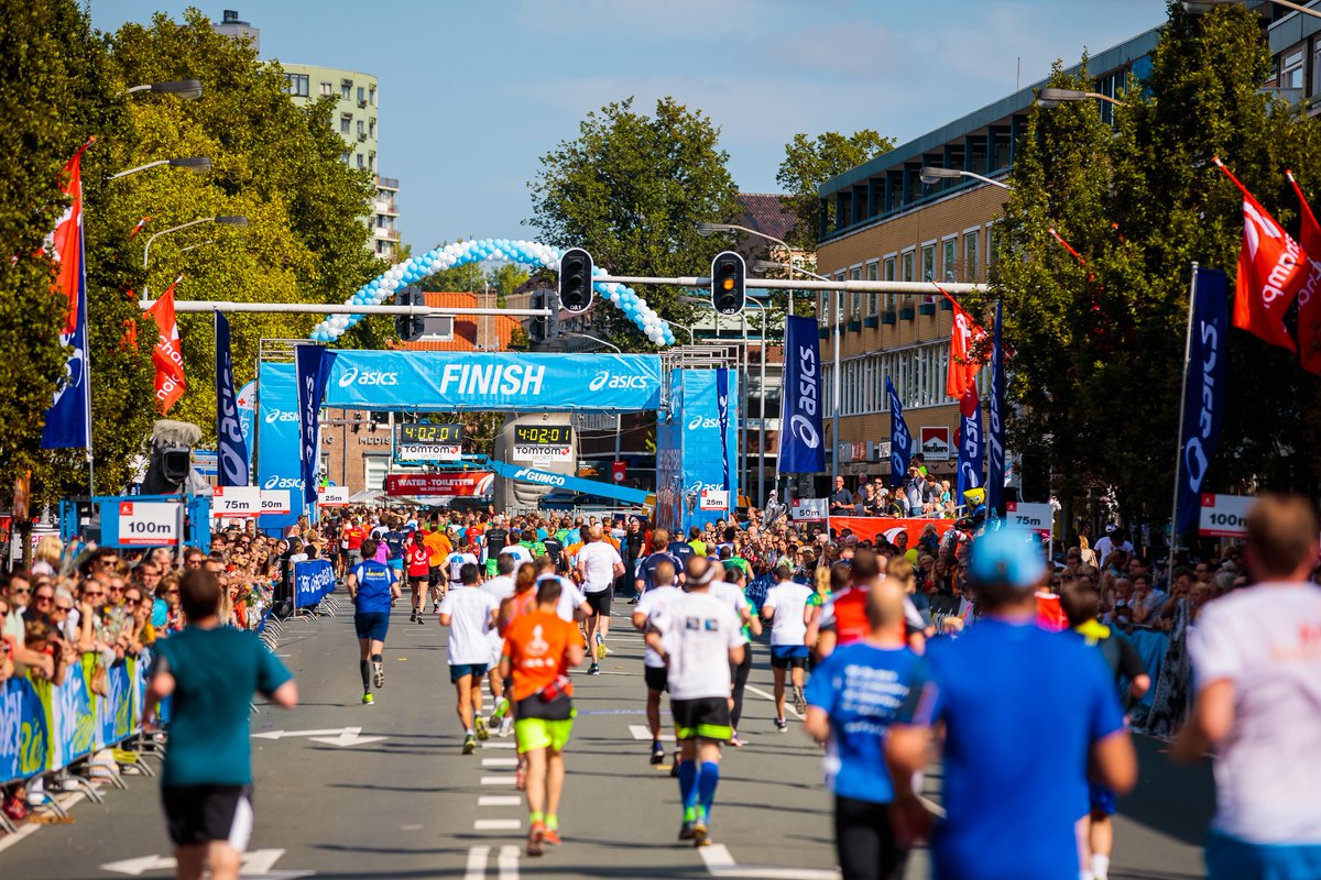 Komend weekend is het weer Dan tot Dam Weekend. Ruim 70.000 deelnemende wandelaars, fietsers en hardlopers zetten hun beste beentje voor. Maar dit weekend is nog veel meer te beleven voor jong en oud. Meer weten?→ bit.ly/Dam-tot-DamWee…