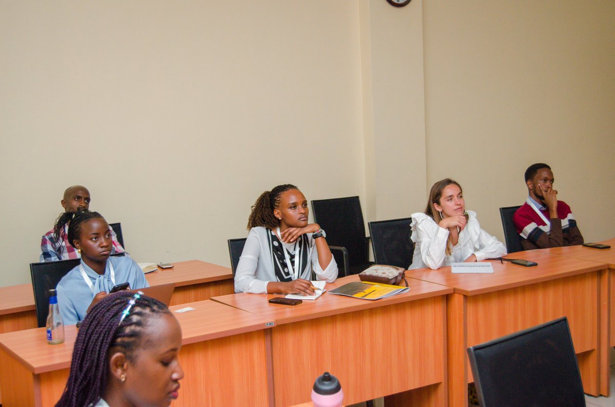 blabafrica's tweet photo. A captivating glimpse into Workshop 1 at the B Lab Africa 2023 Summit:-

‘Driving a resilient business and future for Africa’ expertly moderated by Shalom M. Ndiku  from @ConservationOrg 

During this engaging session, the primary focus was on cultivating a profound understanding of climate resilience and proactively identifying climate-related risks and opportunities for our continent.

We’re immensely grateful for your presence and the stimulating discussions that are shaping our path forward! Stay tuned for more insights and highlights from the B Lab Africa 2023 Summit.

#BlabAfricaSummit #Sustainability