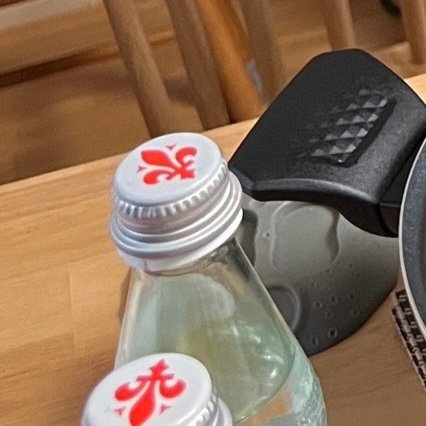 한국 가정집에서 아쿠아파나 생수 마시는 사람 처음봄 ㅅㅂ
에비앙보다 더하네....