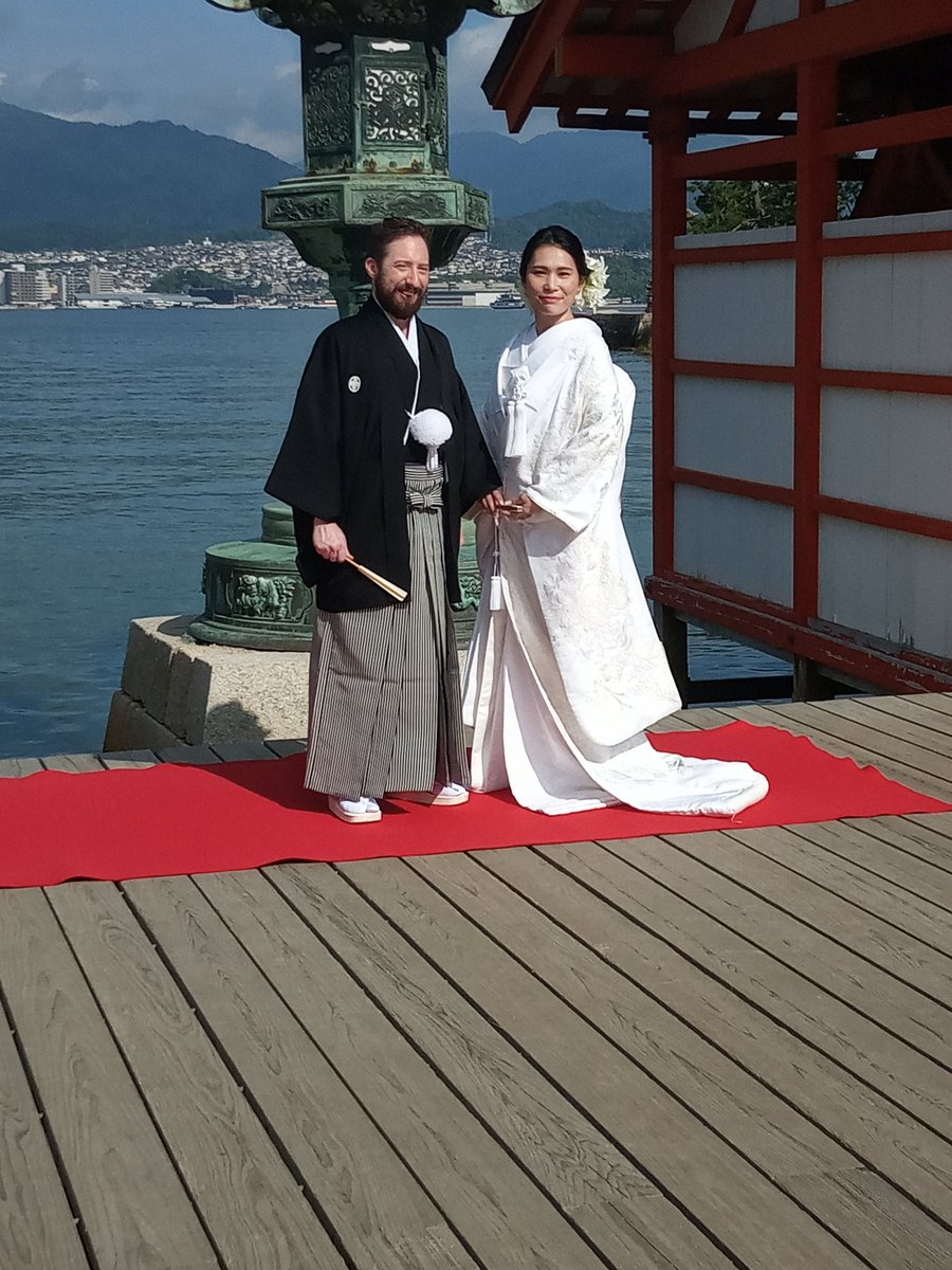 hoganann51's tweet photo. My son & his gorgeous bride getting married today in Hiroshima https://t.co/5IK6HuTo1S