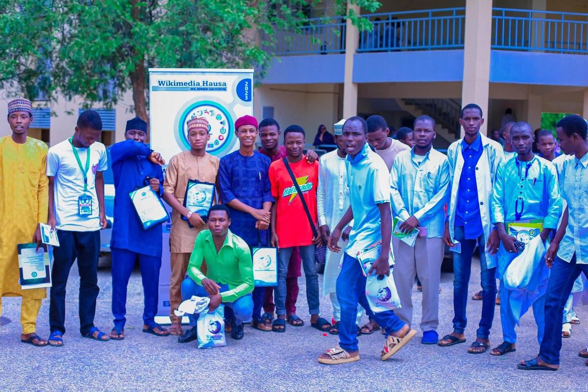 Wikimediaha's tweet photo. Some photos from Wikipedia Training Workshop at Umaru Musa Yar'adua University, organized by Wikimedia Hausa in September, 2023.

📸: @Wikimediaha https://t.co/fsSn3Vbnln