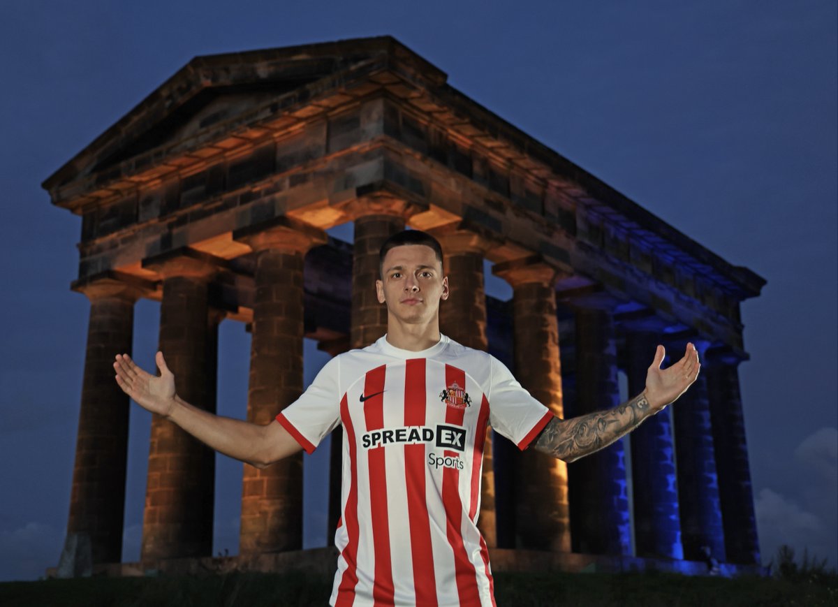 Welcome to Wearside, Nazariy Rusyn 😍🇺🇦

#SAFC