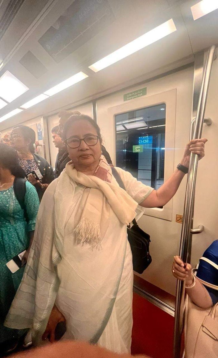 Simplicity and purity, our beloved didi @MamataOfficial