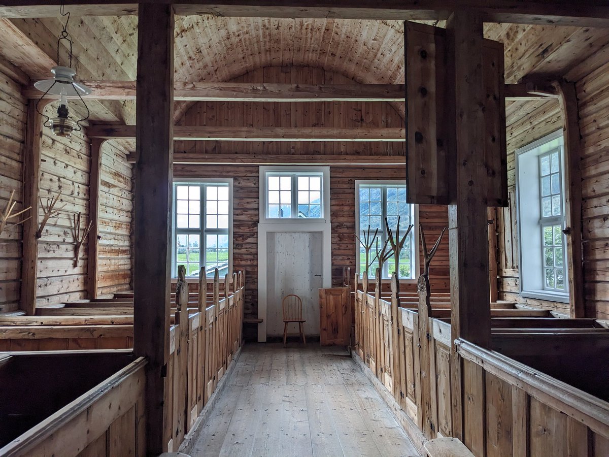 #Woodensday If you want wood in churches, #Norway's a great place to visit. Here's my favourite - the old church at #Olden. The best bit is the hatstands, made from polished sections of the tops of birch trees. Also note they're only on one side of the church - the men's. 🇳🇴