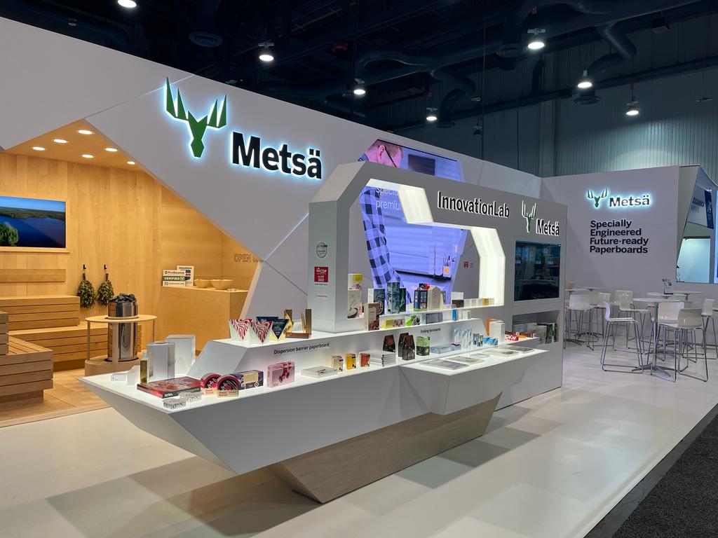 MetsaBoard's tweet image. Final day of @packexposhow is about start in Las Vegas. What a great time we have had so far! Join us at booth N-9216, explore our lightweight packaging solutions or take a breather at our sauna lounge. #packexpo2023 #sustainablepackaging #paperboard #packagingdesign