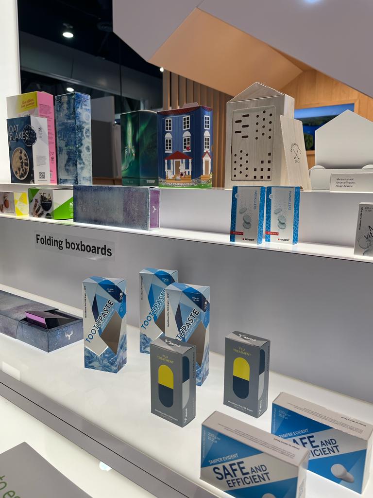 MetsaBoard's tweet image. Final day of @packexposhow is about start in Las Vegas. What a great time we have had so far! Join us at booth N-9216, explore our lightweight packaging solutions or take a breather at our sauna lounge. #packexpo2023 #sustainablepackaging #paperboard #packagingdesign