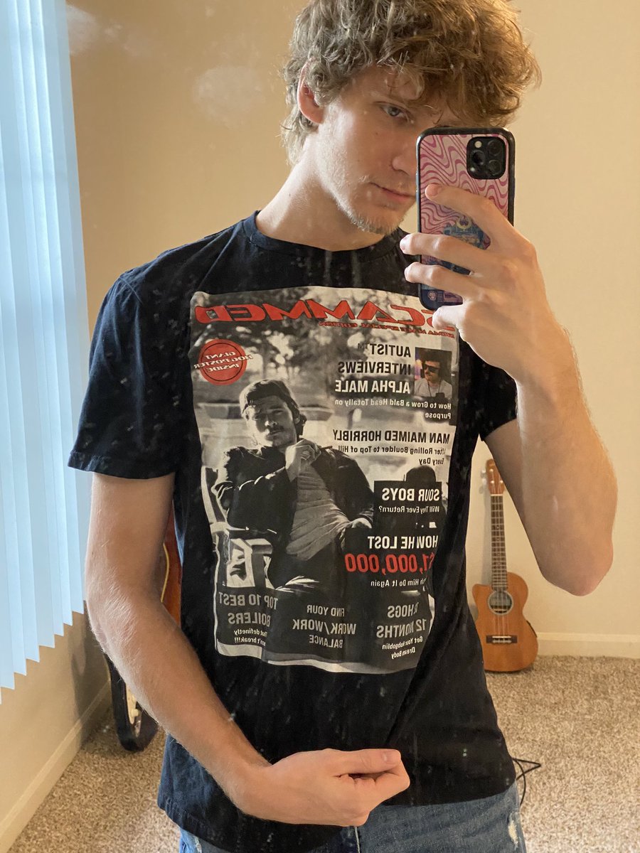 Markey_Mark_02's tweet photo. @oompaville Still waiting on the candy but the shirt makes the wait well worth it. Probably my favorite shirt I have @oompaville https://t.co/Tg3YwdNqBv