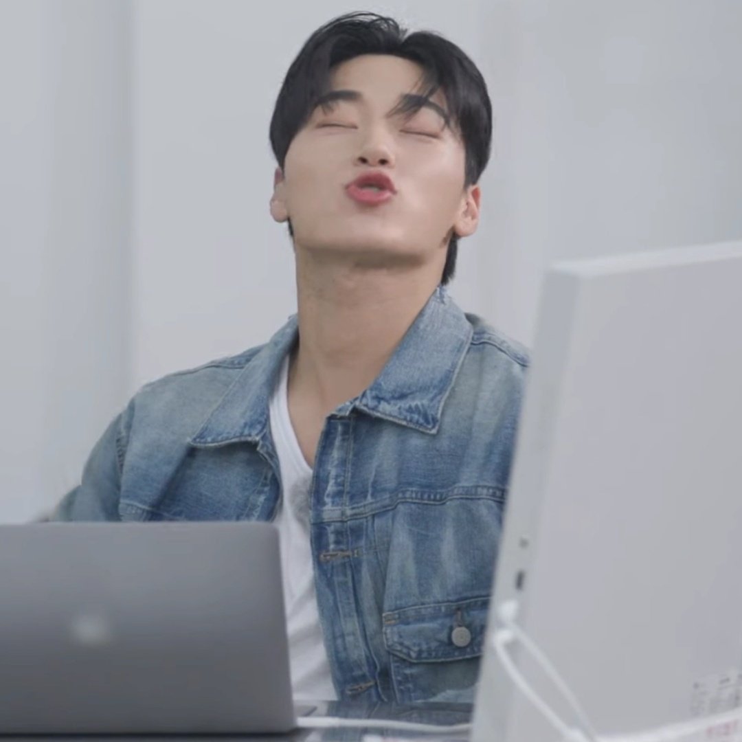 etherealsanie's tweet photo. San talking in pout 😗 https://t.co/x9HrThnMqa
