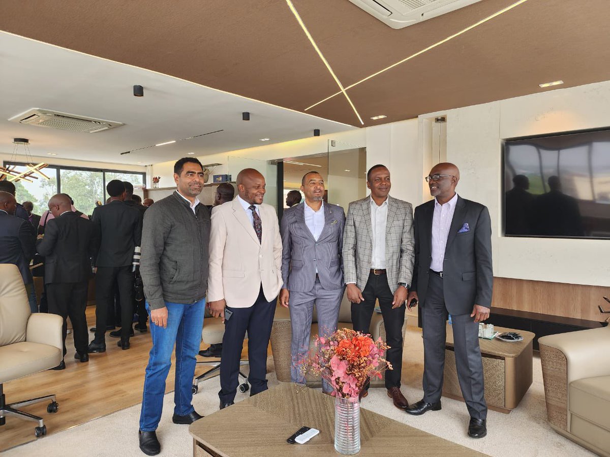 husseinmoha's tweet photo. Congratulations Captain Mohamed Abdi and the entire team at Fly Skywards Express on making your maiden flight to Migori. 

The airline has grown in leaps and bounds over the years to become a leading regional player in the aviation sector…
#FlyToMigori https://t.co/wS83TvqU48
