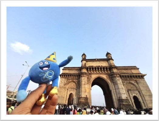 PAYBACK GROUP tweet media