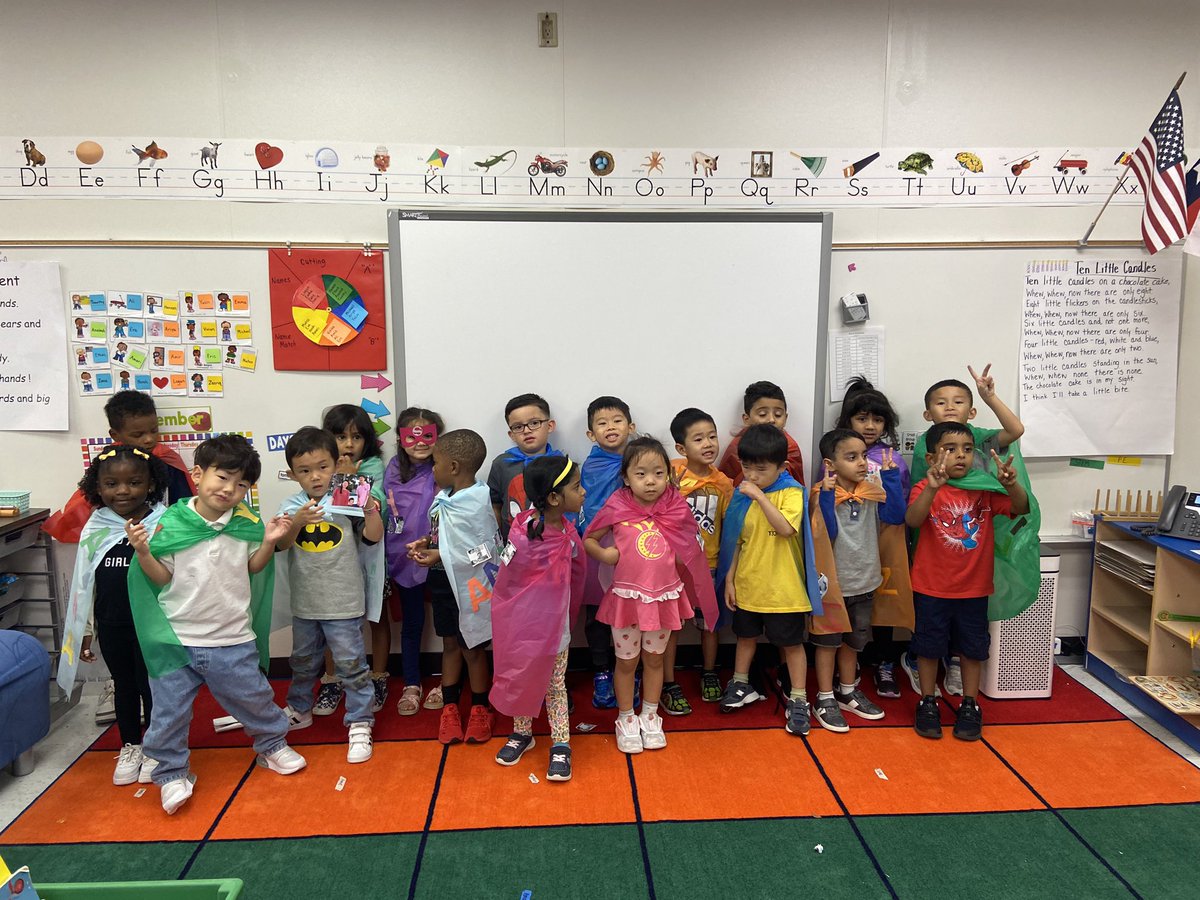 MrsMontegudo's tweet photo. Pre-k put on a kindness parade. We made capes with our special letters and our kindness super powers. https://t.co/XXCKCYV5oU
